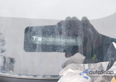 2021 Tesla Model 3 Standard Range Plus Rear-Wheel Drive из США, поврежденный, VIN 5YJ3E1EA9MF859956